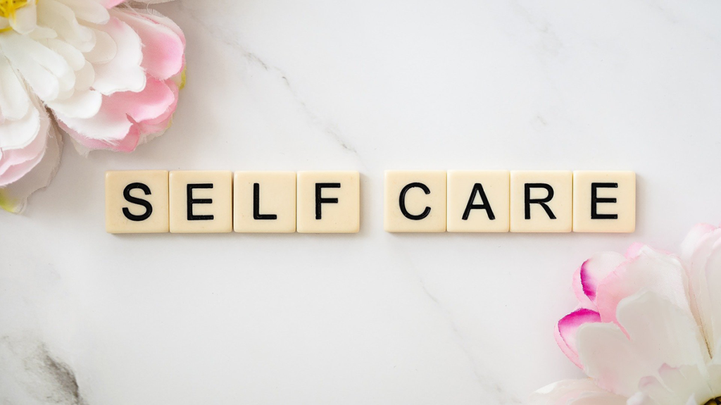 Self-care routine for busy people with simple daily wellness habits in 2026